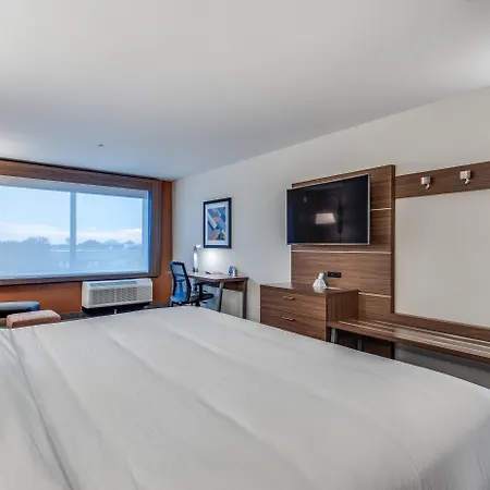 Holiday Inn Express & Suites Dallas North - Addison By Ihg-2